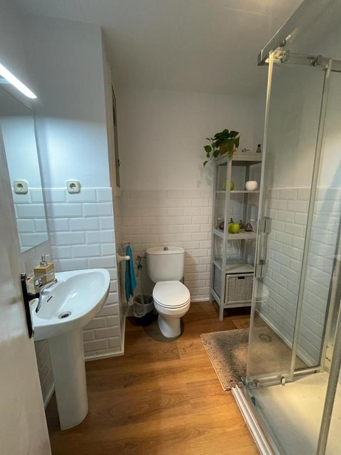 Urgel Habitaciones Барселона Экстерьер фото