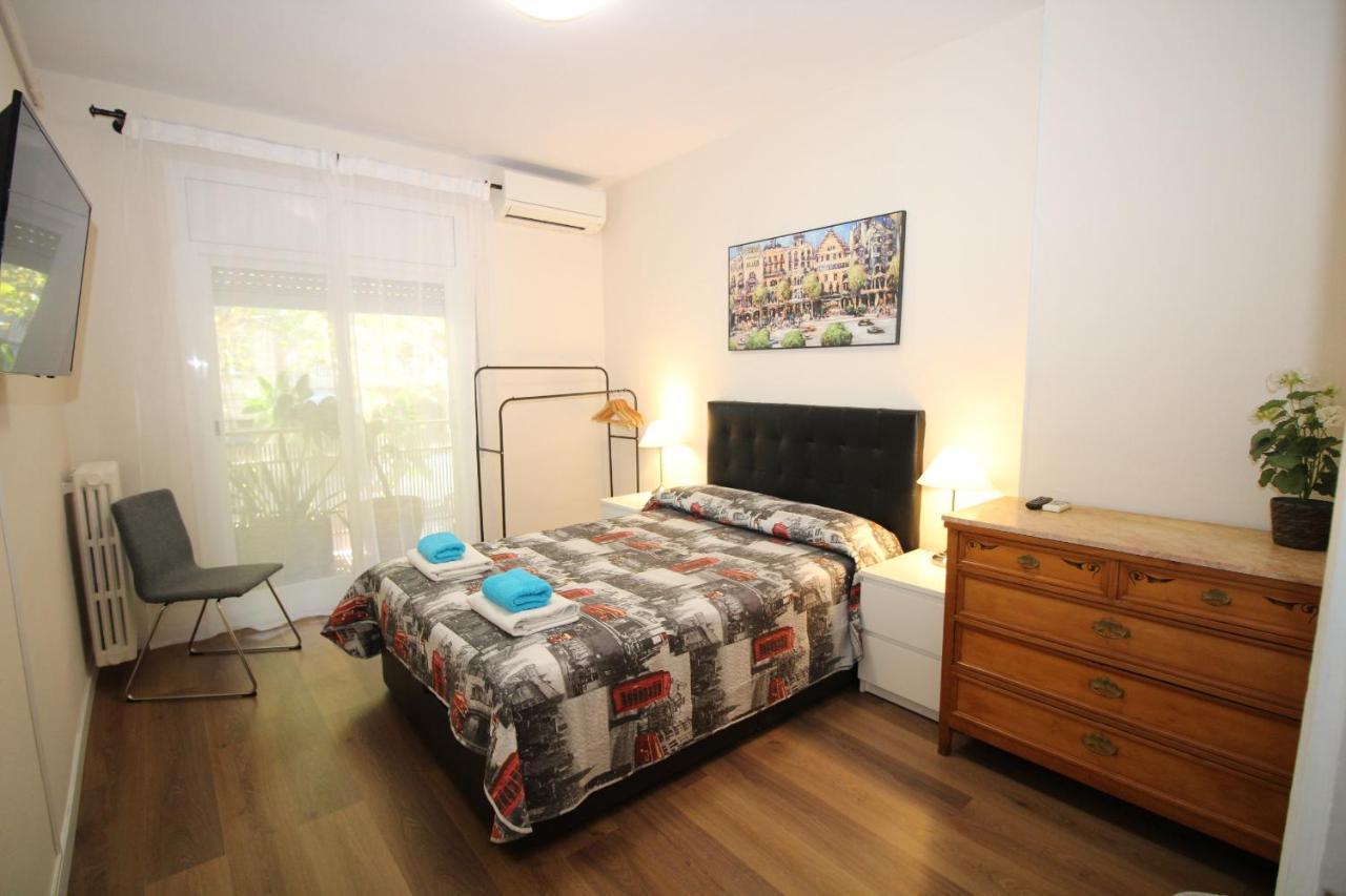 Urgel Habitaciones Барселона Экстерьер фото