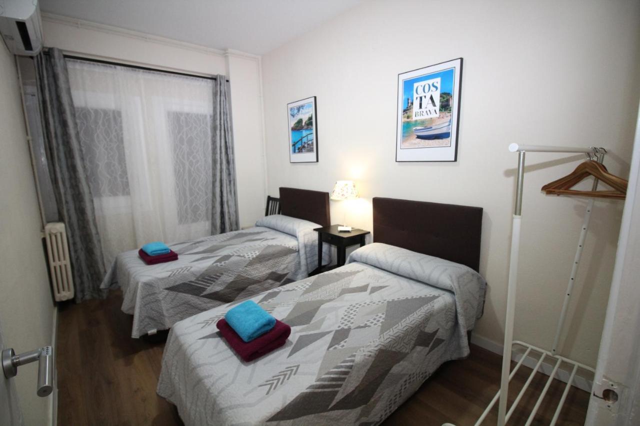 Urgel Habitaciones Барселона Экстерьер фото
